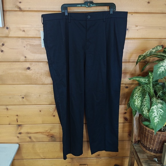 Dockers Other - Dockers Men's Signature Khaki Relaxed Fit Lux Cotton Stretch Pants Navy 44 x 32